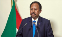 Sudan’da azledilen Başbakan Hamduk görevine dönüyor