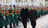 Erdoğan, Türkmenistan'da resmi törenle karşılandı