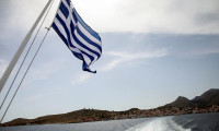 Yunan medyası böyle duyurdu: 'Midilli mülteciler için bir cehennem'