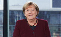 Merkel: Kitap okuyup uyuyacağım