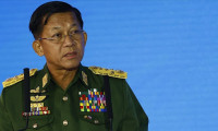 Myanmar'daki askeri yönetimin lideri insanlığa karşı suç işlemekle suçlanıyor