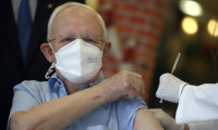 İngiliz yaşlılar haftalardır hatırlatıcı aşıları bekliyor