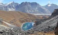 Himalayalar'daki buzul erimesi son 40 yılda 10 kat hızlandı