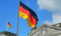 Almanya'da yüksek enflasyon tüketici güvenini olumsuz etkiledi