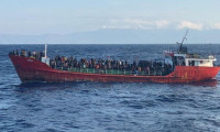 Ege'de göçmen teknesi battı: 1 ölü, 19 kayıp
