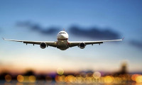ABD'de Omikron paniği: 700 uçak seferi iptal!