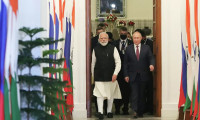 Rusya ve Hindistan, silah anlaşmalarında dolar kullanmayı bıraktı