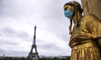 Fransa'da korona virüs: Günlük vaka sayısı 60 bine yaklaştı