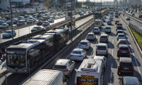 İstanbul'da kısıtlama öncesi yine trafik yoğun