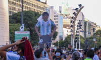 Arjantinliler Maradona için sokağa döküldü