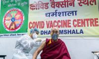 Dalay Lama, korona aşısı oldu