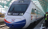 YHT, ilk kez Sivas'ın tarihi tren garında