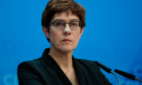 Almanya Savunma Bakanı’ndan Rusya’ya çağrı