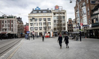 Hollanda'da korona virüs kısılamaları uzatıldı