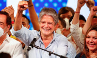 Ekvador'da Guillermo Lasso'nun kazandığı resmileşti