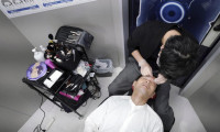 Japon erkeklerde makyaj çılgınlığı