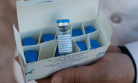 Kazakistan'ın geliştirdiği Kovid-19 aşısı Türkiye'de şişelenecek