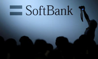 SoftBank’tan tarihi kar rakamı
