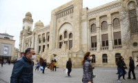 Azerbaycan maske zorunluluğunu kaldırıyor
