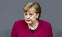 Merkel, Belarus'a yönelik yaptırım kararlarını savundu