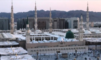 Suudi Arabistan'da 2 cami görevlisi görevden alındı