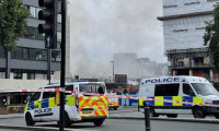 Londra'daki metro yangını kontrol altında: 6 yaralı