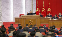 Kim Jong-un, Kovid-19 kısıtlamalarını ihlal eden üst düzey yetkilileri kovdu