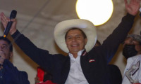 Peru'da Castillo'nun başkanlığı resmileşti