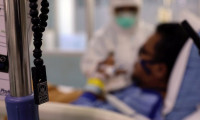 Endonezya'da hastanenin oksijeni bitti: 60'ı aşkın ölü