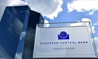 ECB’den bankalara kaldıraçlı kredi uyarısı