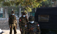 Myanmar ordusu gizli kliniği ateşe verdi