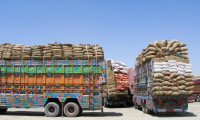 Pakistan-Afganistan sınırındaki ticari hareketlilik arttı