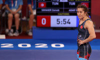 Milli güreşçi Yasemin Adar bronz madalya mücadelesi hakkı elde etti