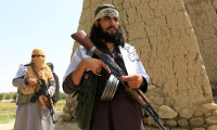 Taliban, havaalanı etrafındaki militanlarının sayısını artırdı