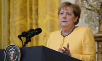 Merkel'den Kabil havalimanı açıklaması