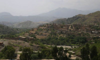 Pakistan, Afganistan sınırına tel çekiyor