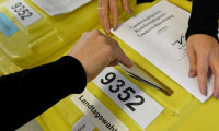Almanya’da seçim anketleri SPD’yi işaret ediyor