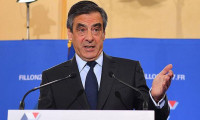 Fransa'da eski başbakana ikinci kez yolsuzluk soruşturması