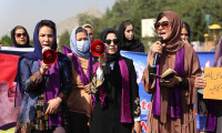 Kabil’de kadınlar başkaldırdı: Taliban bizi evde tutamazsın