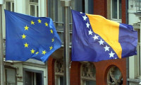 AB'den Bosna Hersek'teki Sırp Cumhuriyeti yöneticilerine yaptırım uyarısı