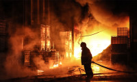 Bursa'da fabrika yangını! Peş peşe patlamalar