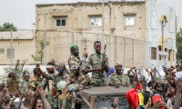 Afrika Birliği, Mali'de 16 ay içinde seçimlere gidilmesini istedi