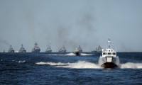 Rus savaş gemileri Baltık Denizi'ne girdi