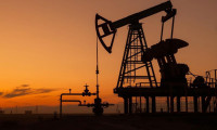 ABD'de ham petrol stokları 2,4 milyon varil arttı