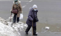Ukrayna'da 60 yaş üstüne 3. doz uygulaması