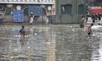 Pakistan'da aşırı yağış nedeniyle acil durum ilan edildi