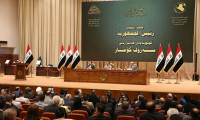 Irak'ta yeni hükümet Meclis'ten güvenoyu aldı