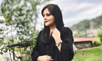 İran'da Adli Tıp Kurumu: Amini'nin ölüm nedeni darp değil