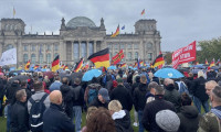 Alman hükümetinin enerji politikasına protesto 