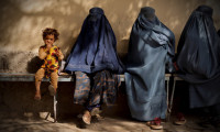 Taliban'dan kadınlara bir darbe daha: Yeni yasak açıklandı!